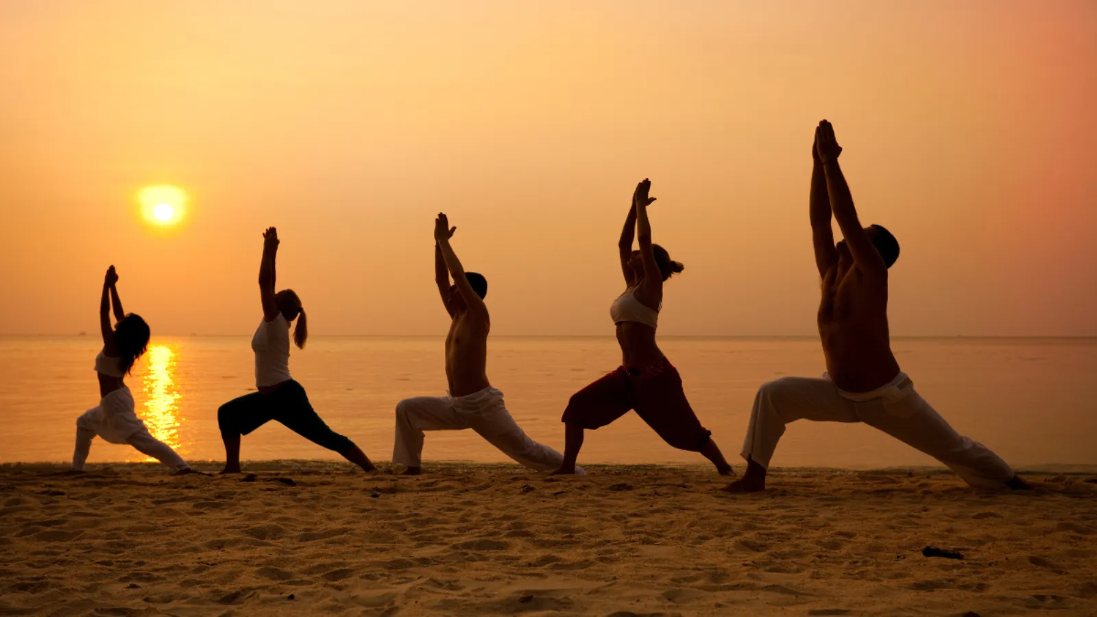 Yoga en meditatie bij Uluwatu: rust vinden aan de zuidkust van Bali